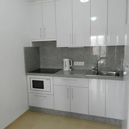 Club Paraiso 6th Floor Apartment *